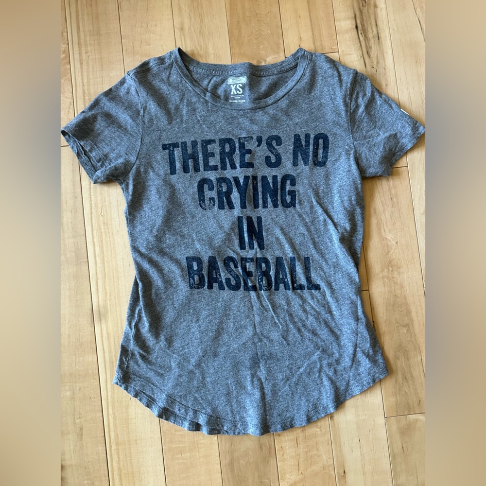 Tailgate brand women’s baseball tshirt